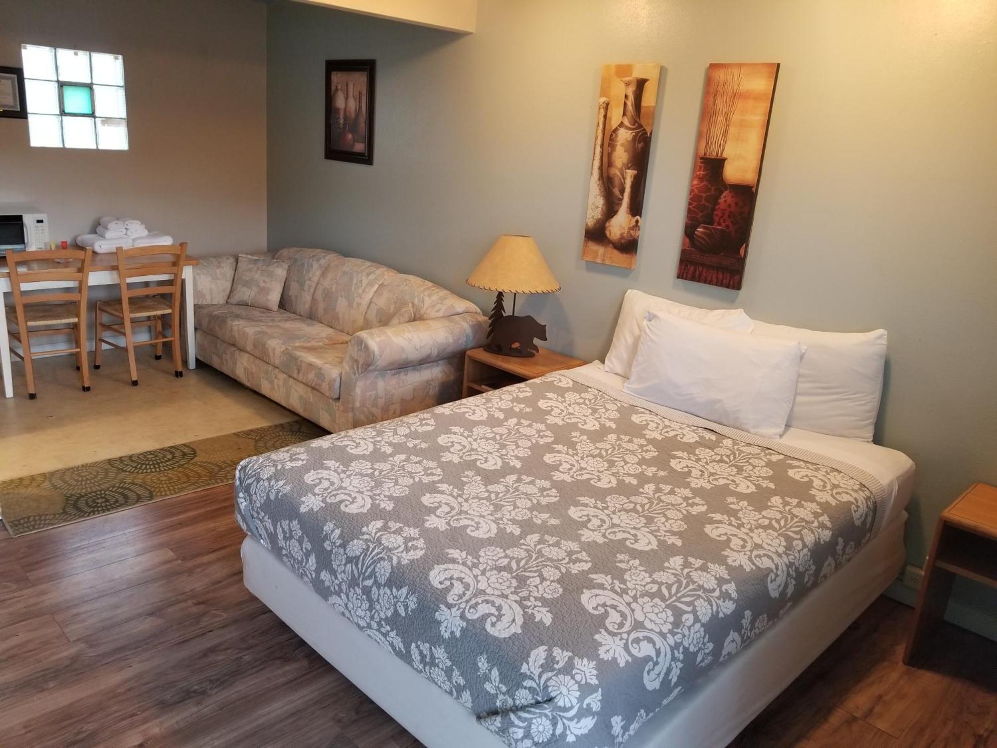 ثيرموبوليس Two Rivers Inn المظهر الخارجي الصورة
